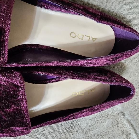 Aldo Caveny Velvet Loafers Embroidered Bee Slip On Flats Women's Size 6.5 - Picture 8 of 12